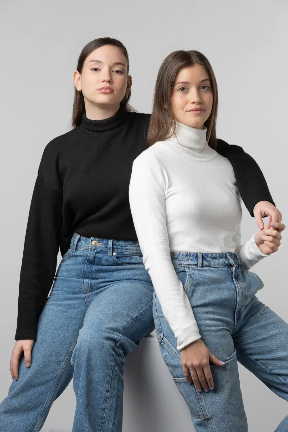 High-Waisted vs. Low-Rise Pants: Which One Makes You Look Slimmer? - Alwesbo Fashion