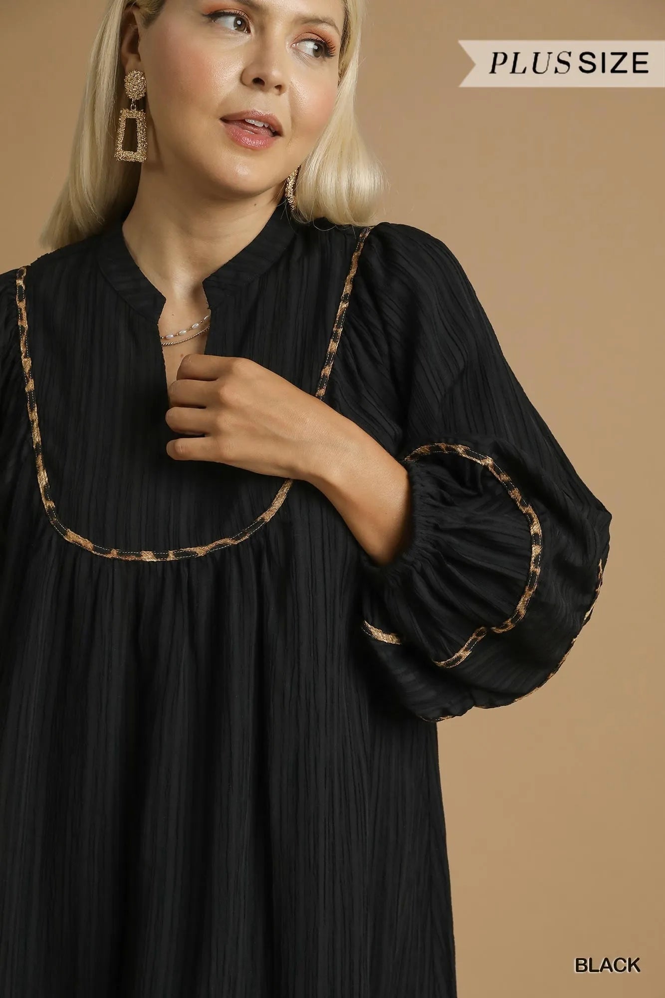 Plus Size Textured Babydoll Dress with Leopard Print Trim - Alwesbo Fashion
