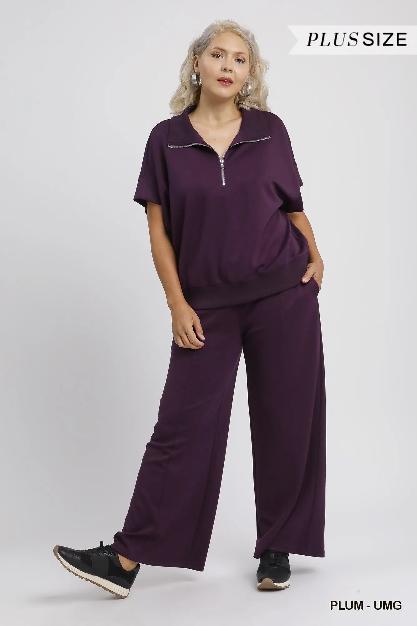 Plus Size Short Sleeve Top Featuring Stylish Half-Zip - Alwesbo Fashion