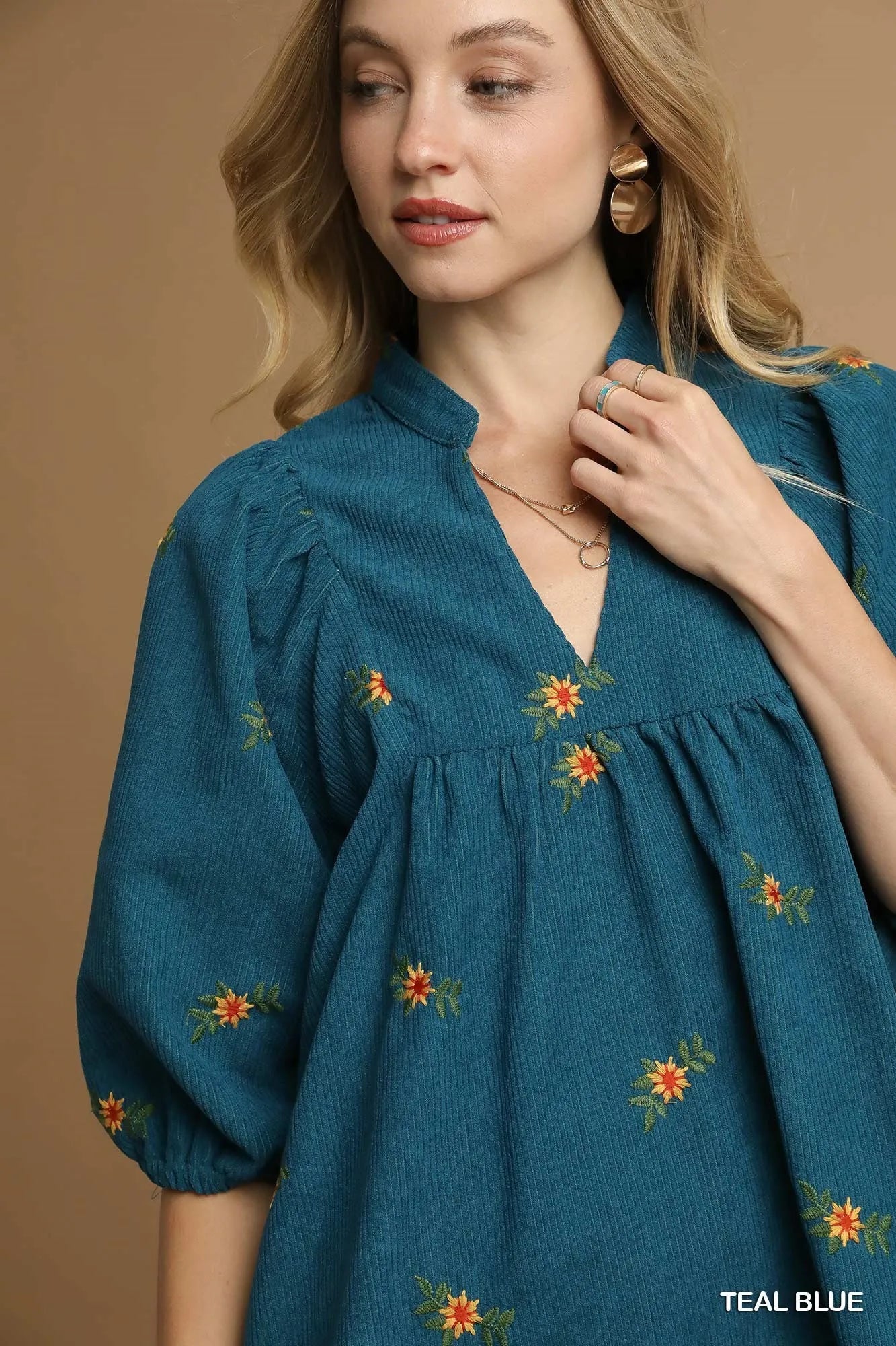 Boho Babe's Pick – Floral Embroidery Meets Corduroy - Alwesbo Fashion