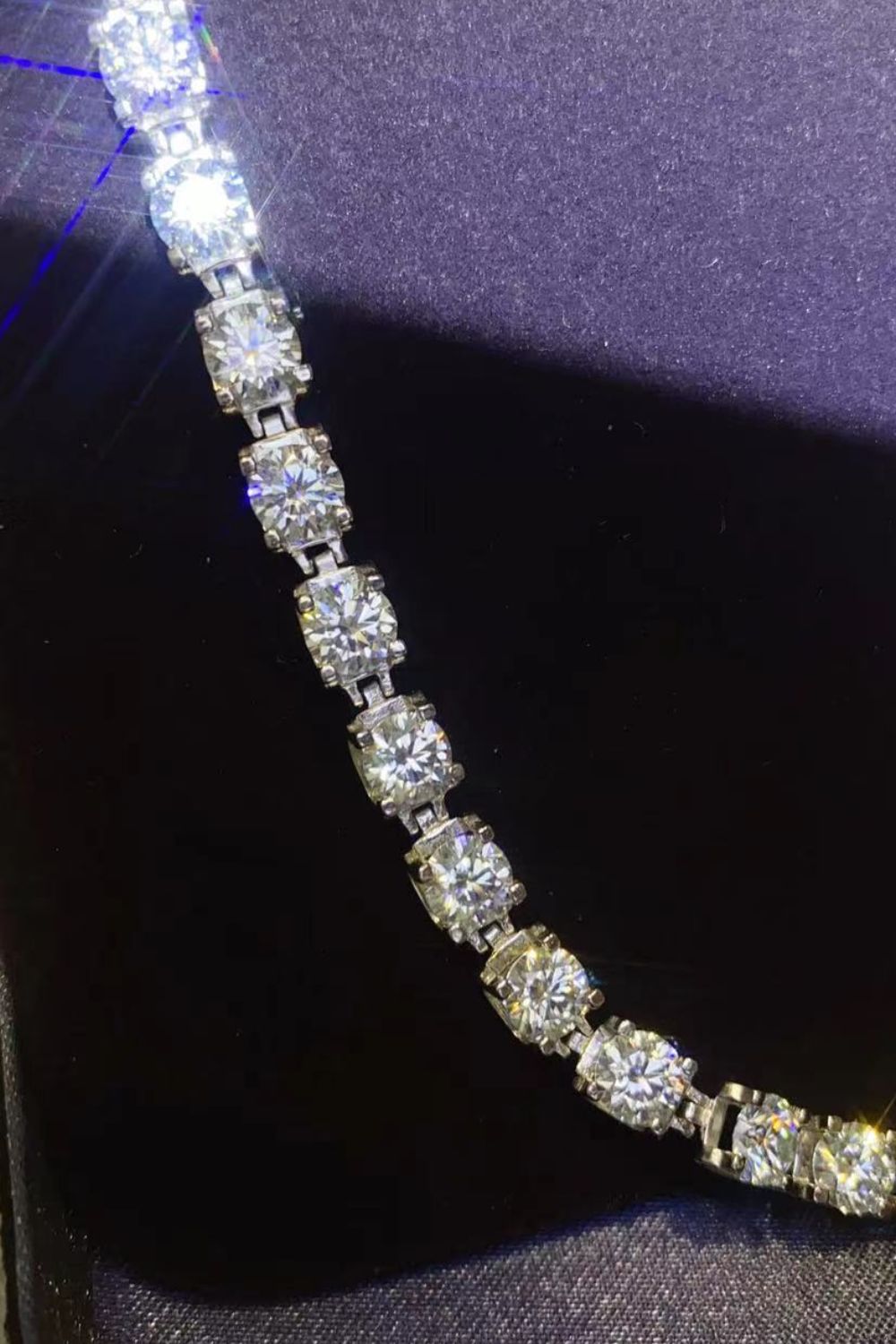 10 Carat Moissanite Platinum-Plated Luxury Bracelet for Women - Alwesbo Fashion