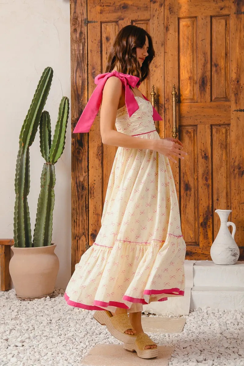 Flowy Maxi Dress with Ribbon Tie and Contrast Trim - Alwesbo Fashion