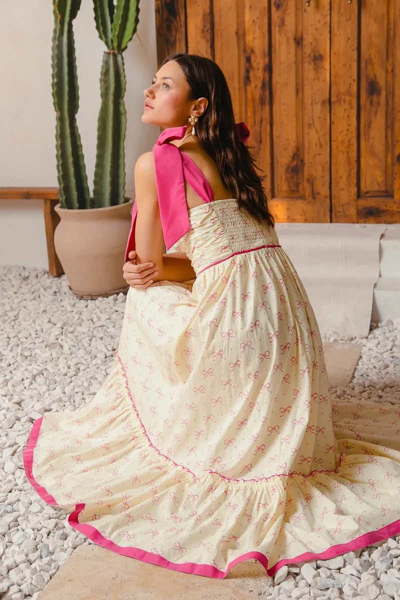 Flowy Maxi Dress with Ribbon Tie and Contrast Trim - Alwesbo Fashion