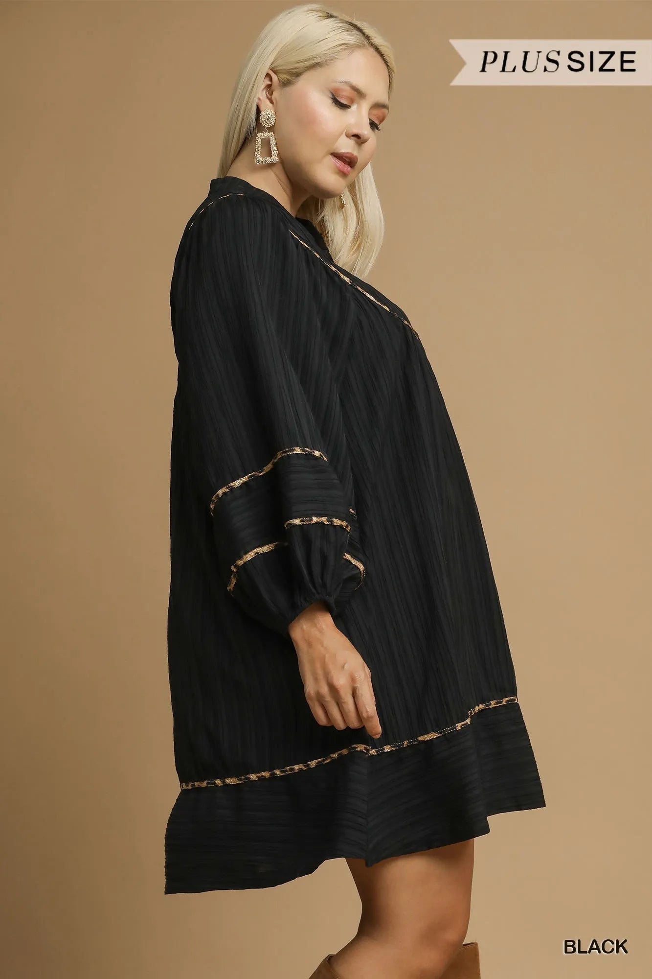 Plus Size Textured Babydoll Dress with Leopard Print Trim - Alwesbo Fashion
