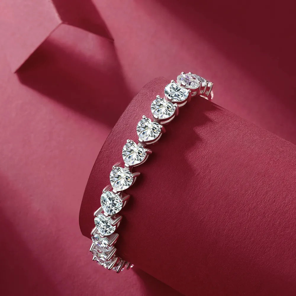 24 Carat Moissanite 925 Sterling Silver Heart Charm Bracelet - Alwesbo Fashion