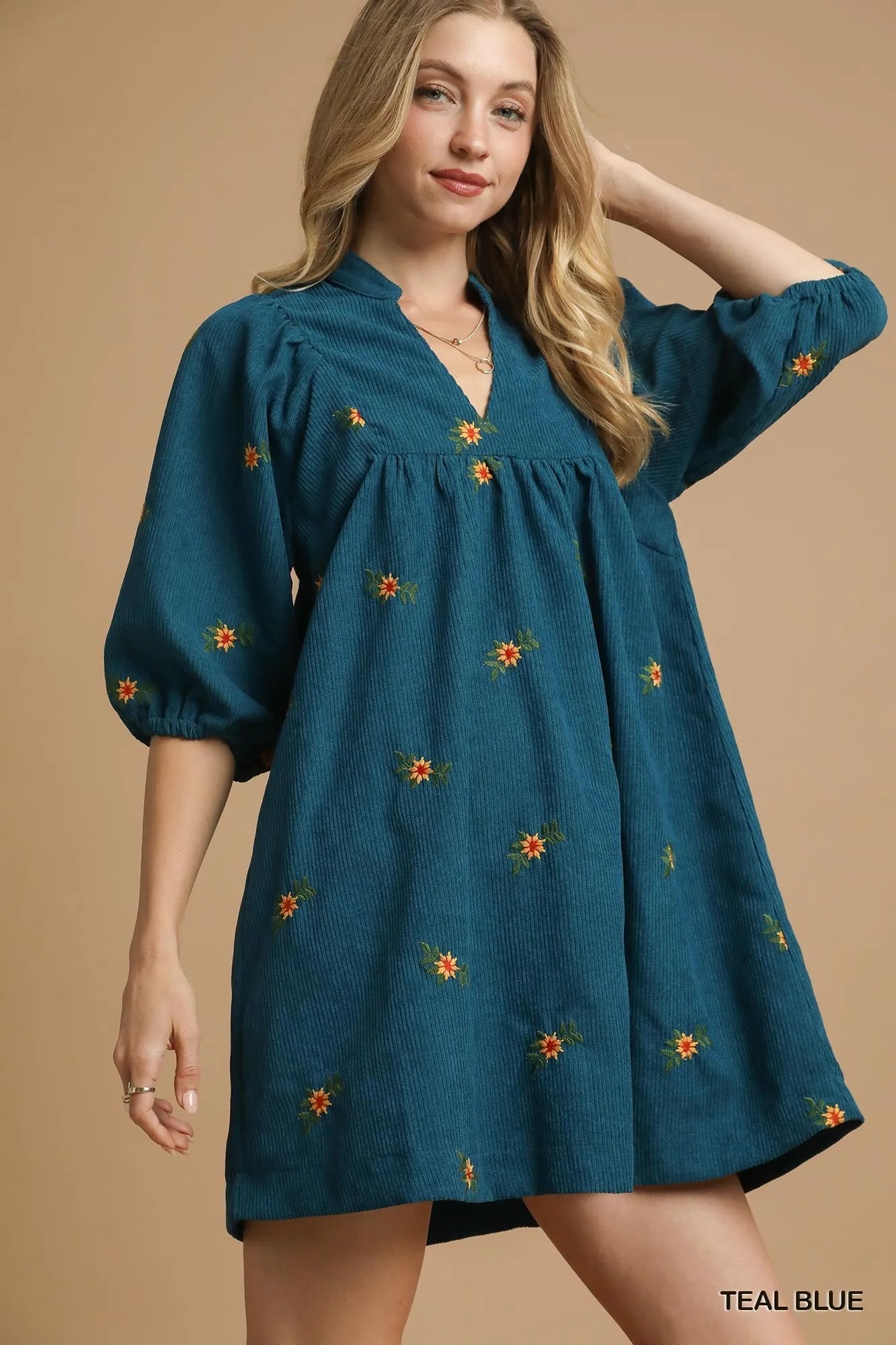 Boho Babe's Pick – Floral Embroidery Meets Corduroy - Alwesbo Fashion