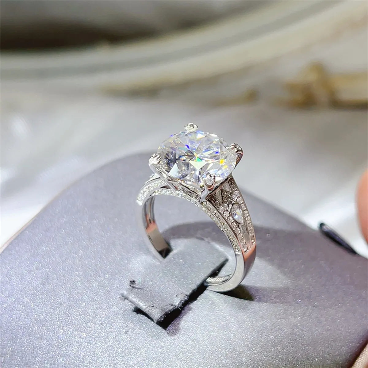 5 Carat Moissanite 925 Sterling Silver Sparkling Ring - Alwesbo Fashion