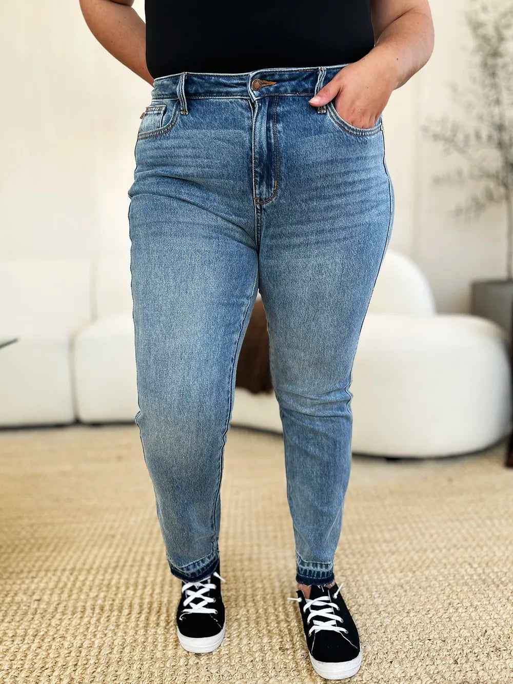 Judy Blue Full Size Mid Rise Rigid Magic Release Hem Jeans - Alwesbo Fashion