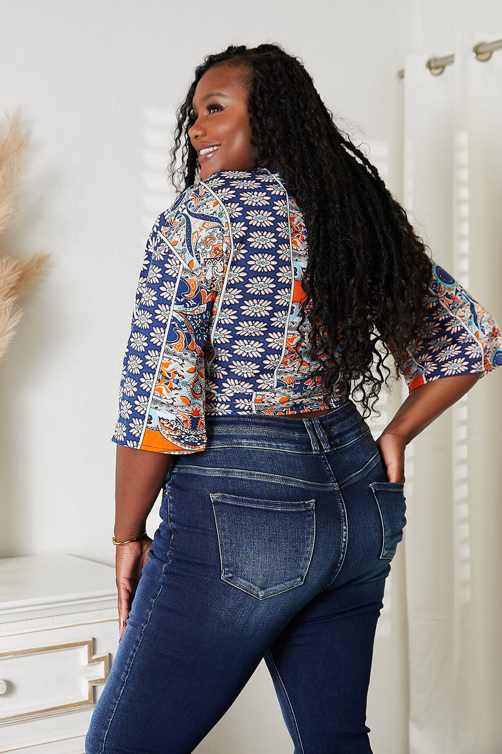 Tie Hem V-Neck Three-Quarter Sleeve Blouse - Alwesbo Fashion